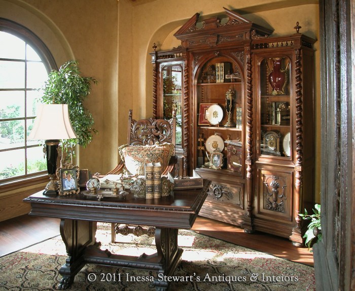 Antique antiques