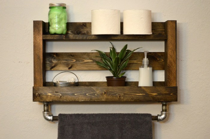 Shelving bath